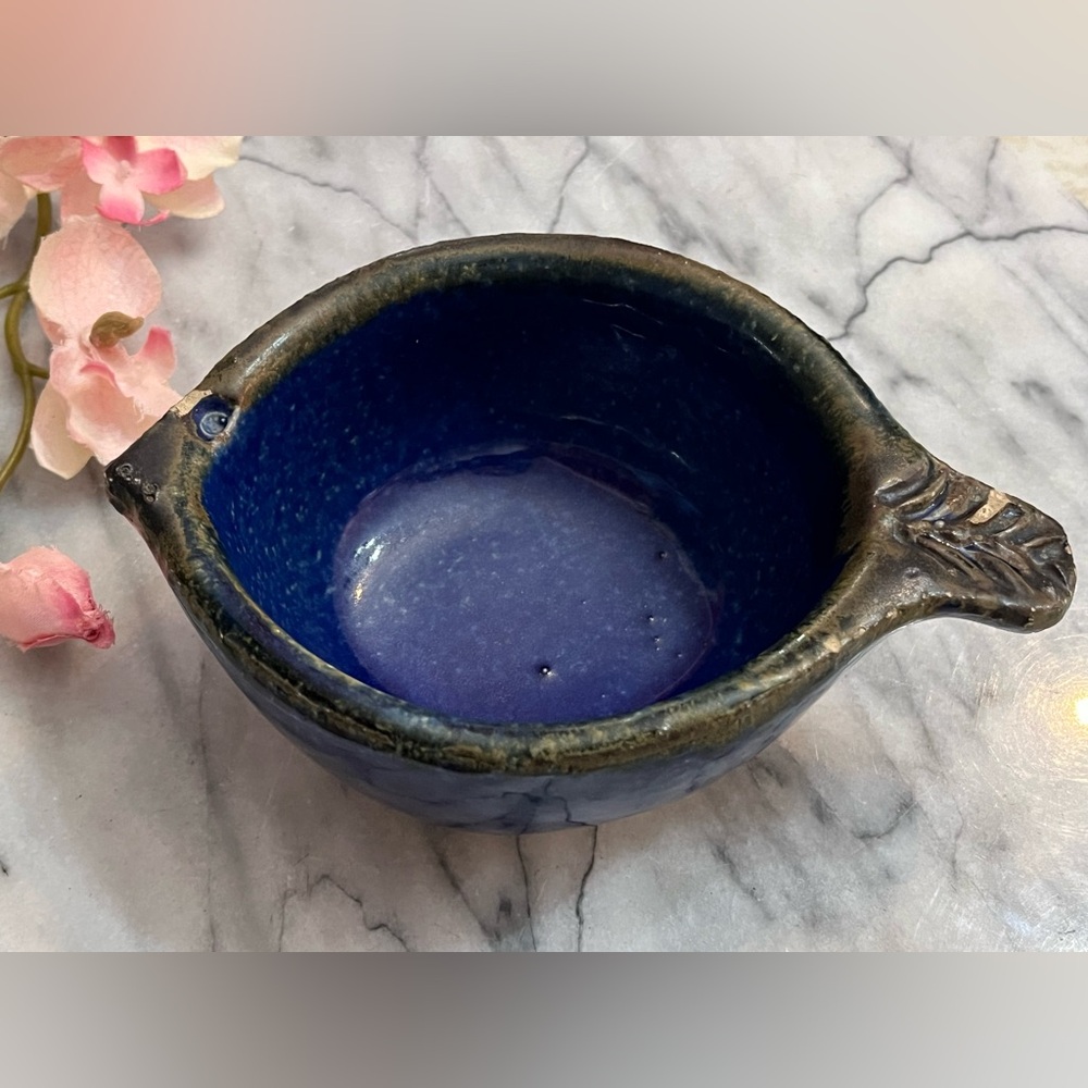 Bennington Pottery Bird Bowl Vintage Blue Agate Design of David Gil, Vermont
